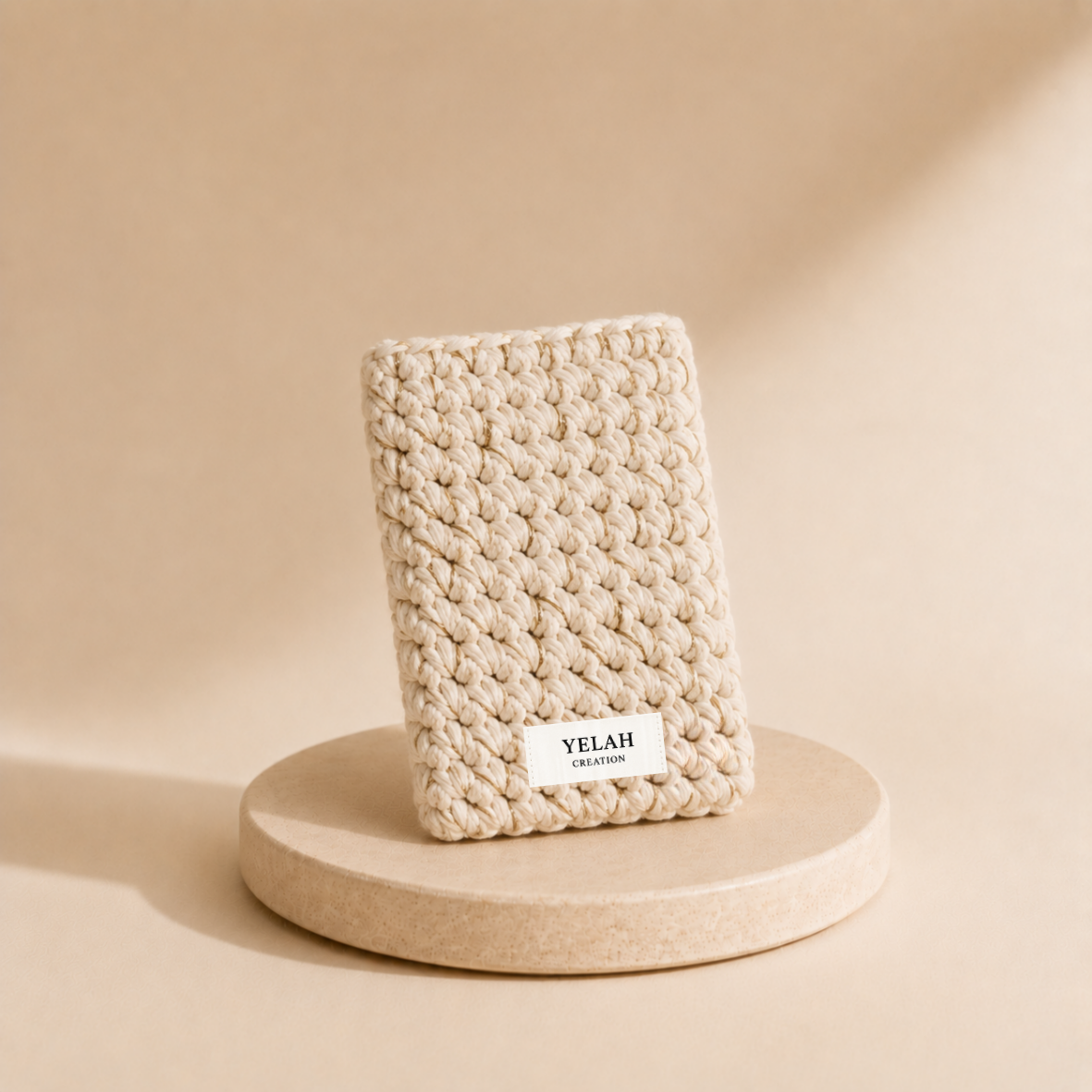 Pochette livre Elora Blanc Doré - Pochette crochet fait main Yelah Créatio